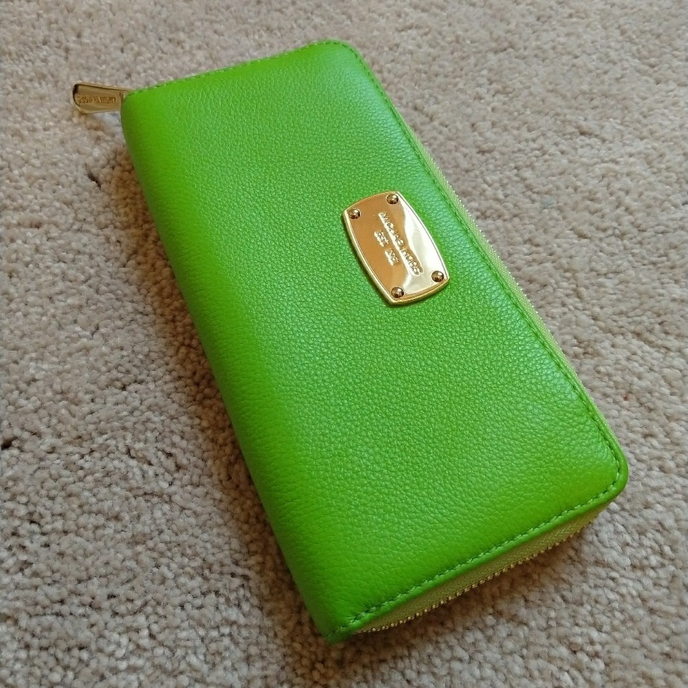 Michael Kors wallet